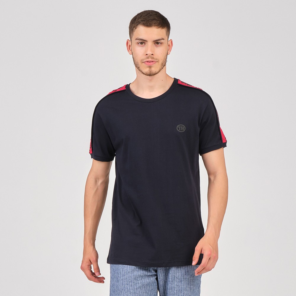 

Футболка мужская Tbasic 127 черная 2XL (доставка из-за рубежа), Черный, 127