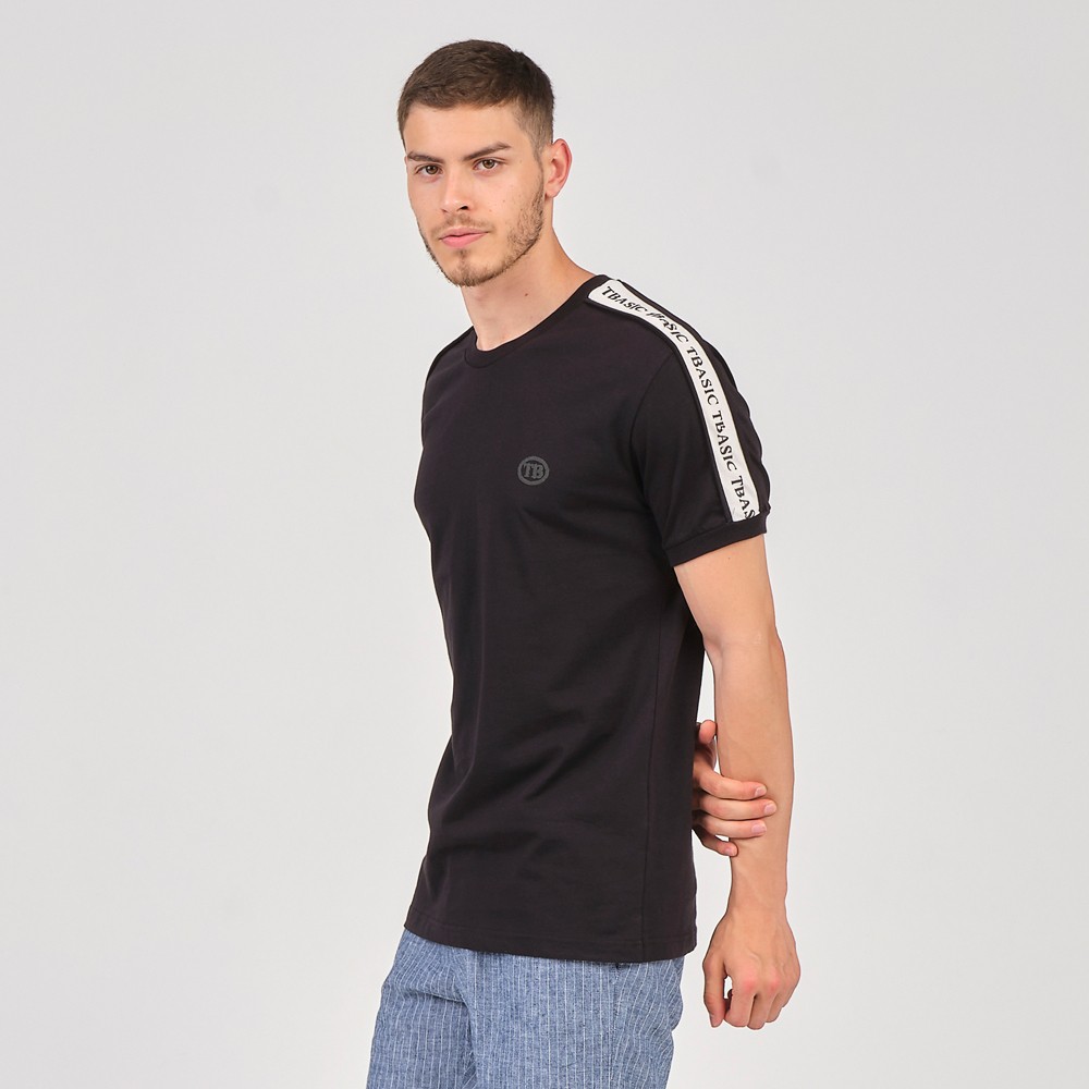 

Футболка мужская Tbasic 132 черная 2XL (доставка из-за рубежа), Черный, 132
