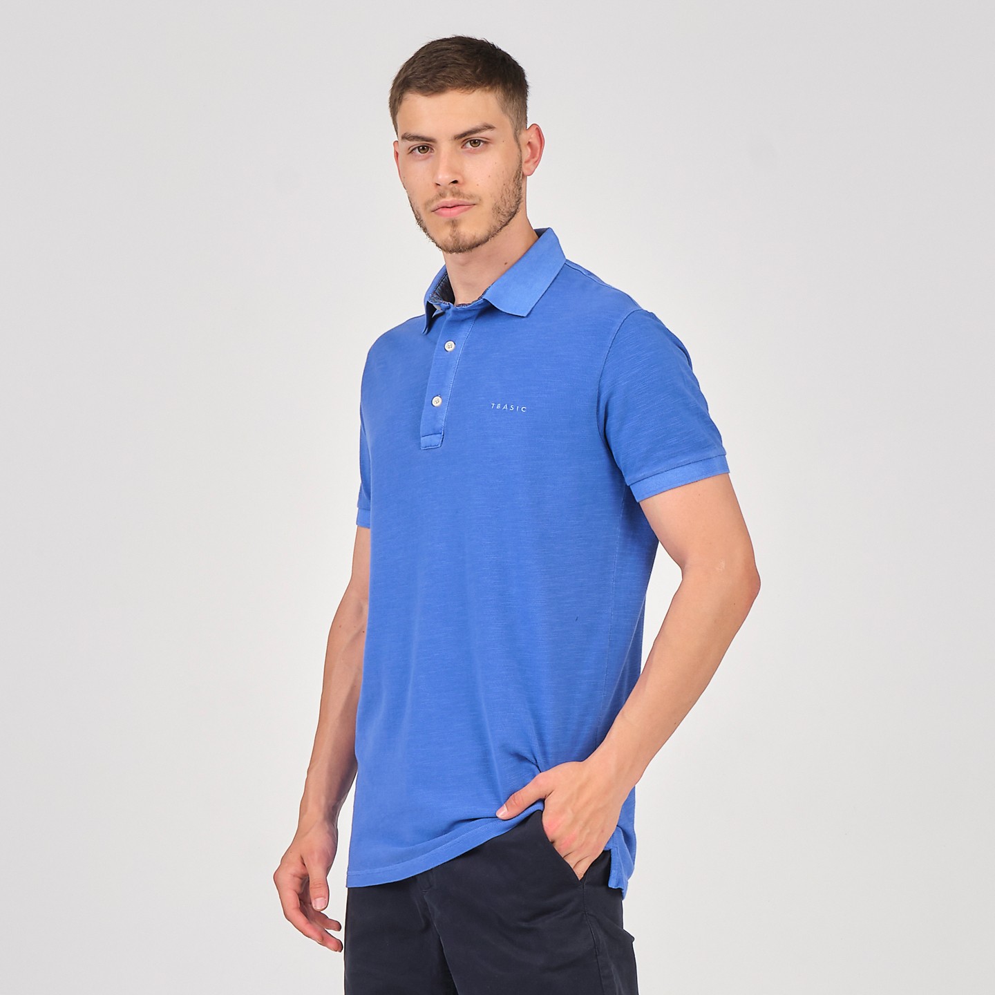 

Футболка мужская Tbasic 133 голубая 2XL (доставка из-за рубежа), Голубой, 133