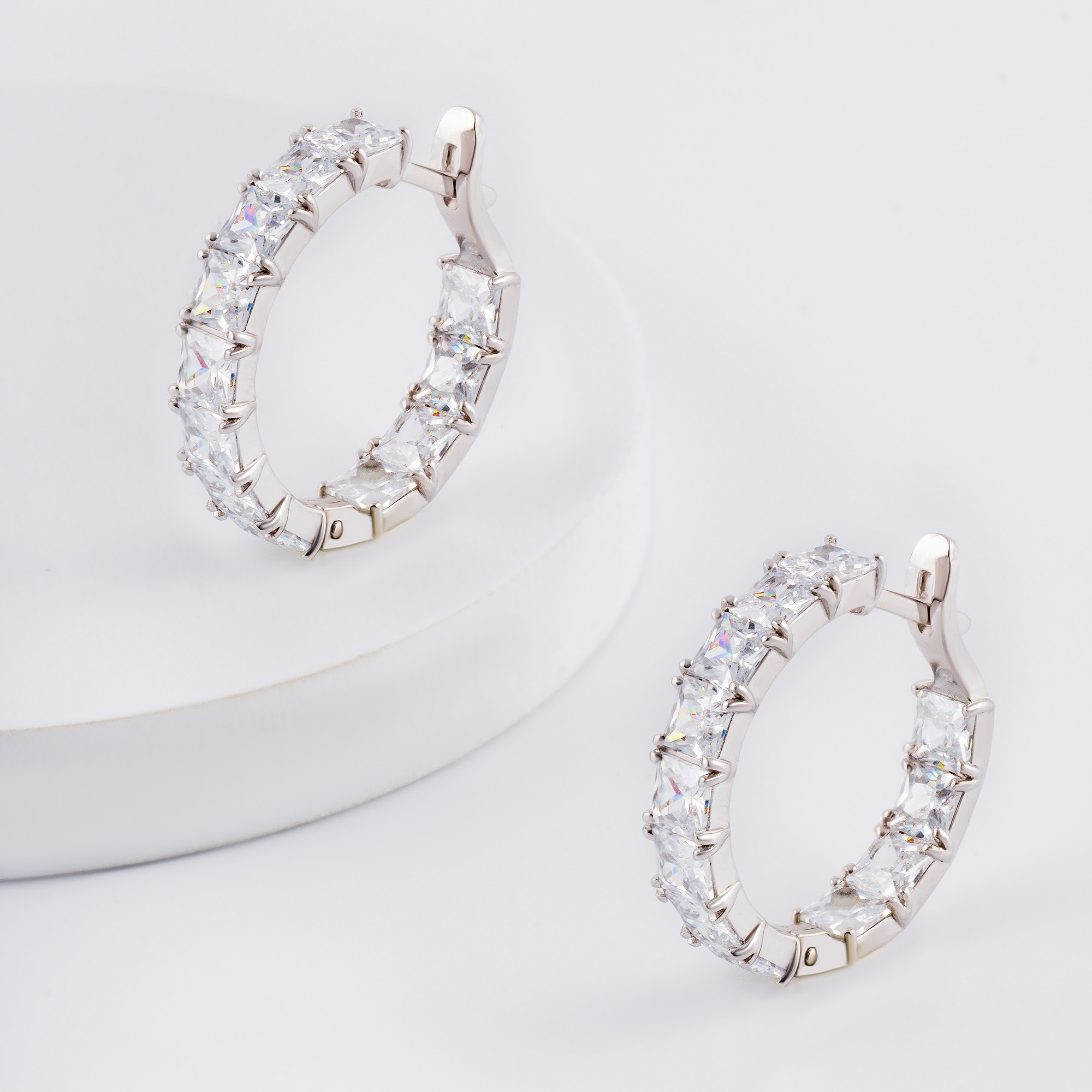 

Серьги из серебра с Swarovski НАШЕ ЗОЛОТО А9Ц20187, А9Ц20187