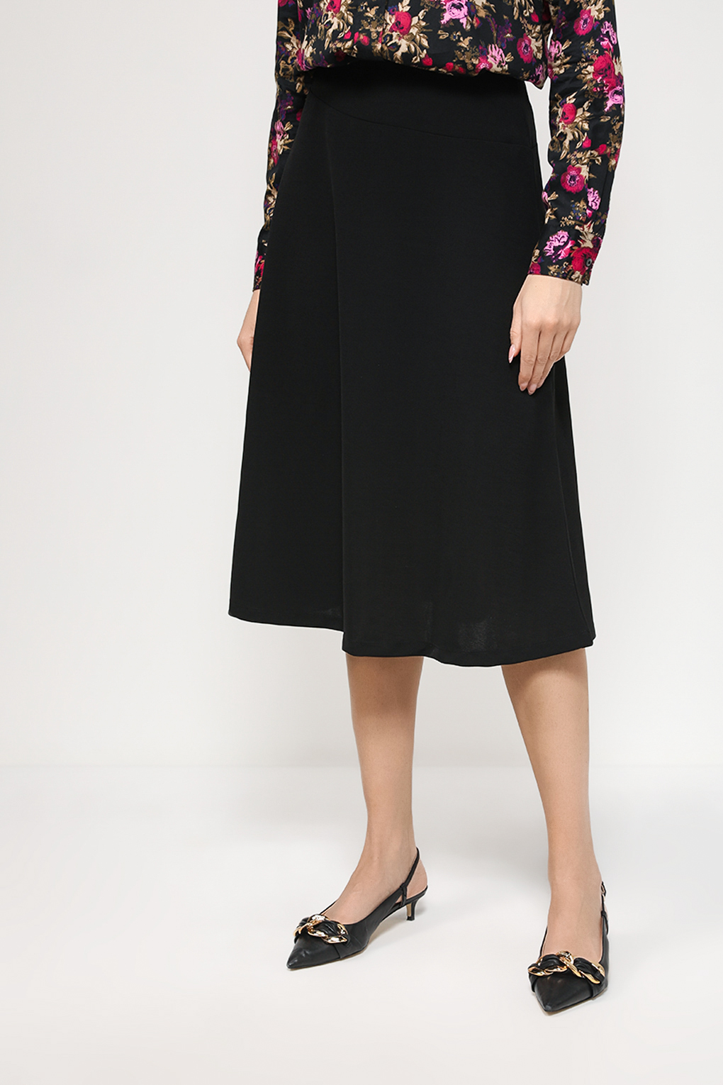 

Юбка женская Gerry Weber 210003-35021 черная 38, Черный, 210003-35021
