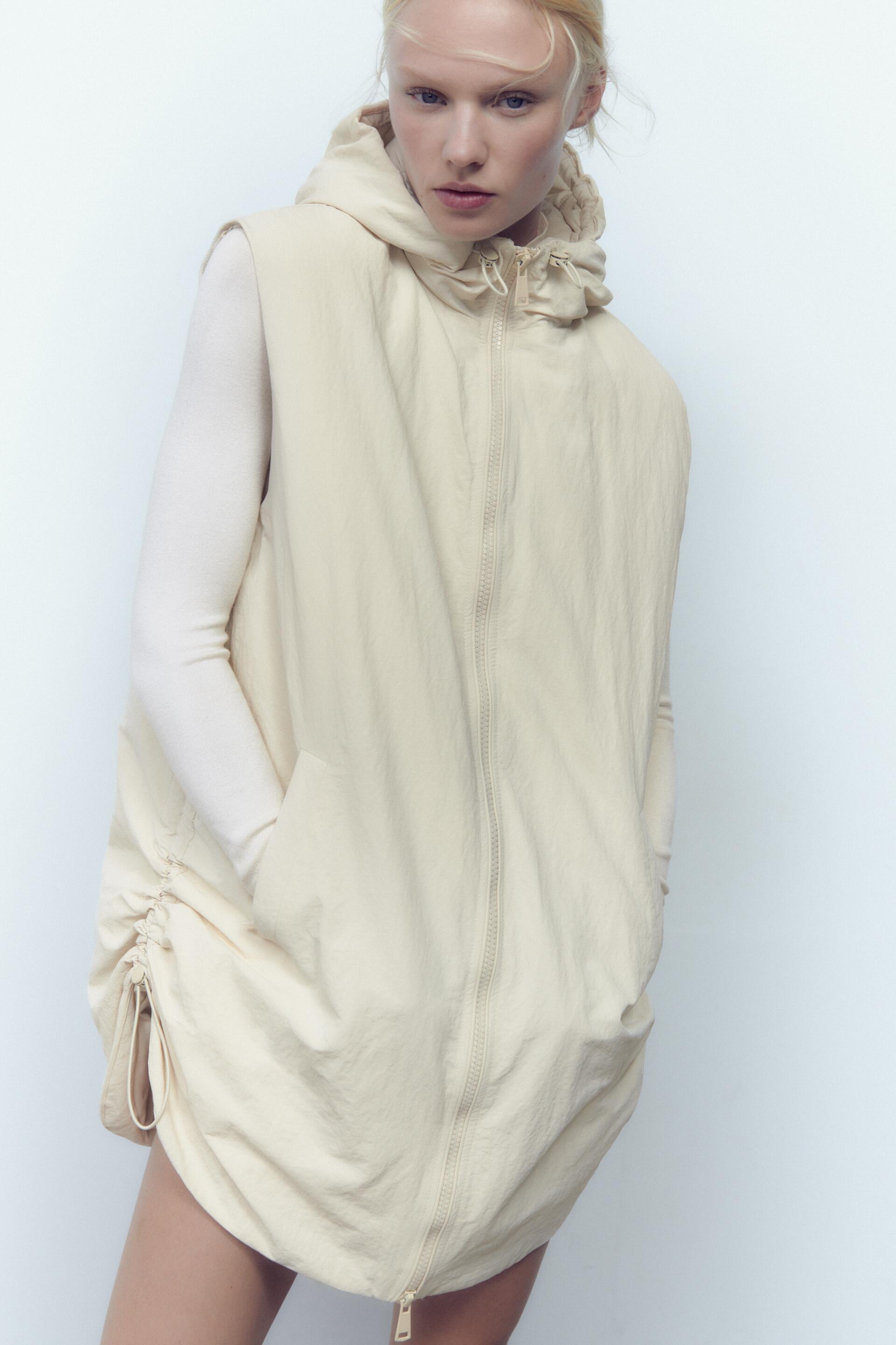 

Жилет женский ZARA 02949223 белый XS (доставка из-за рубежа), 02949223