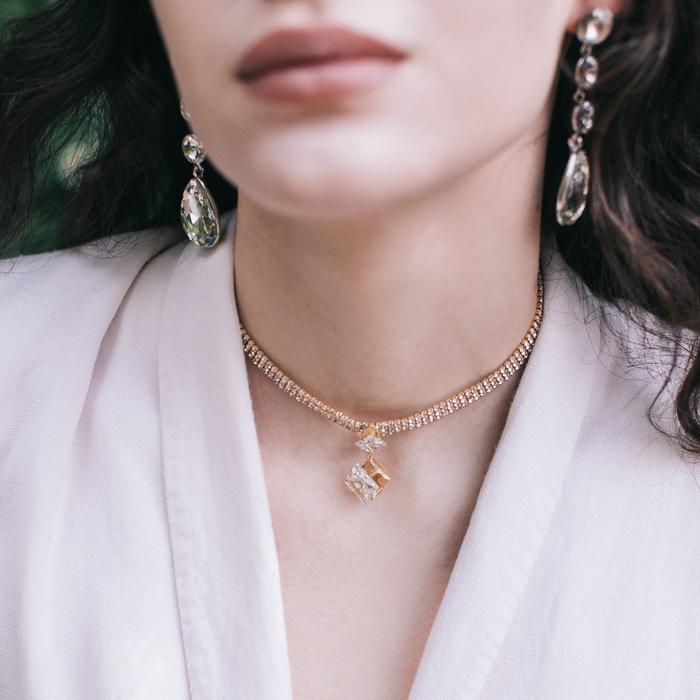 

Колье Queen fair Симфония, с ромбом, белый в золоте, 30 см, 1451115