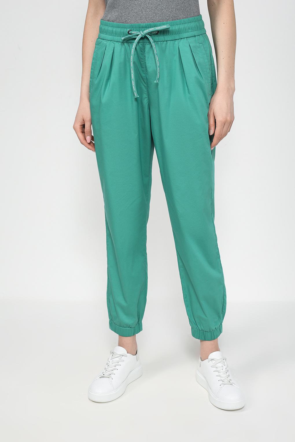 

Брюки женские Gerry Weber 222038-66221 зеленые 42R, Зеленый, 222038-66221