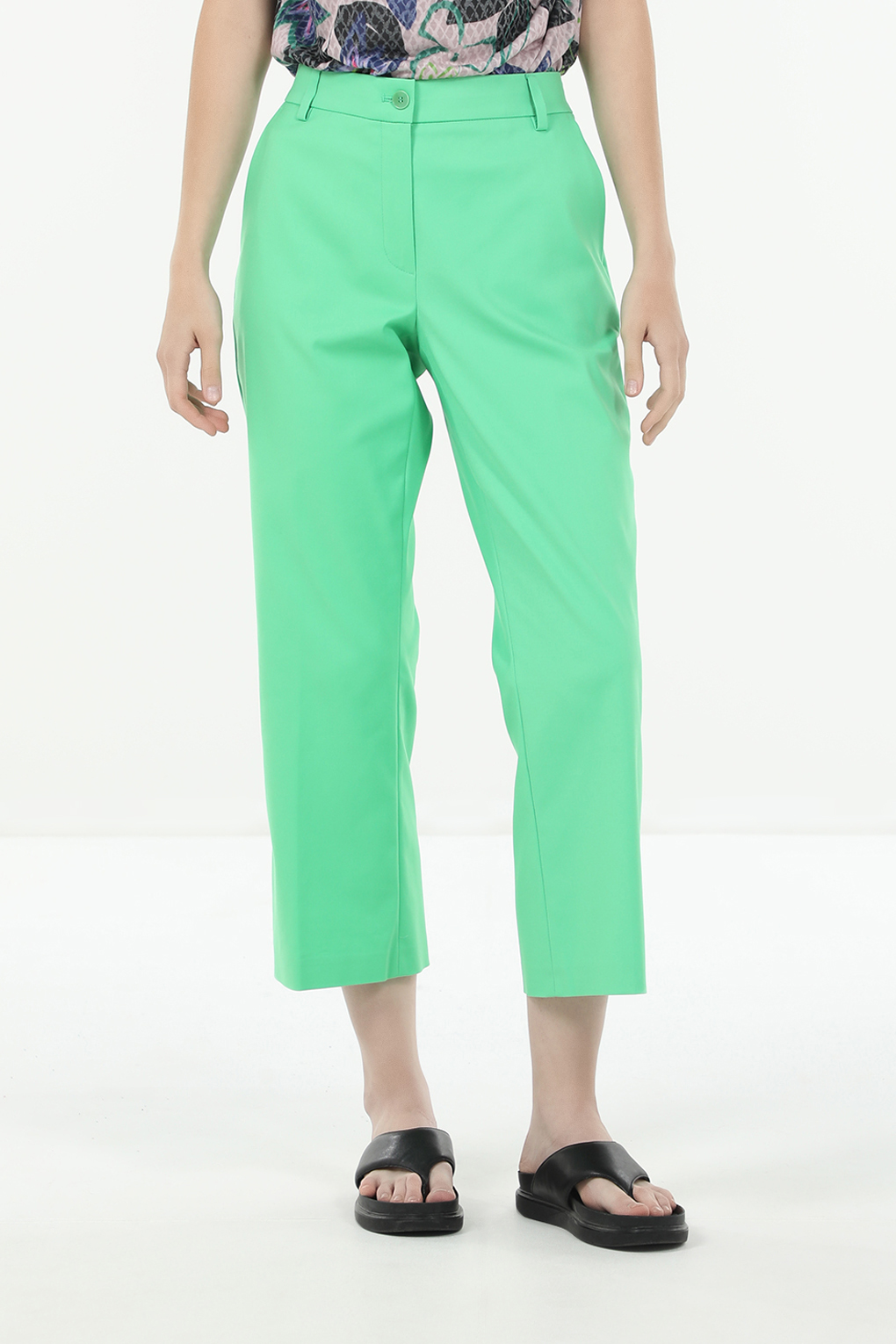 

Брюки женские Gerry Weber 222087-66252 зеленые 38R, Зеленый, 222087-66252