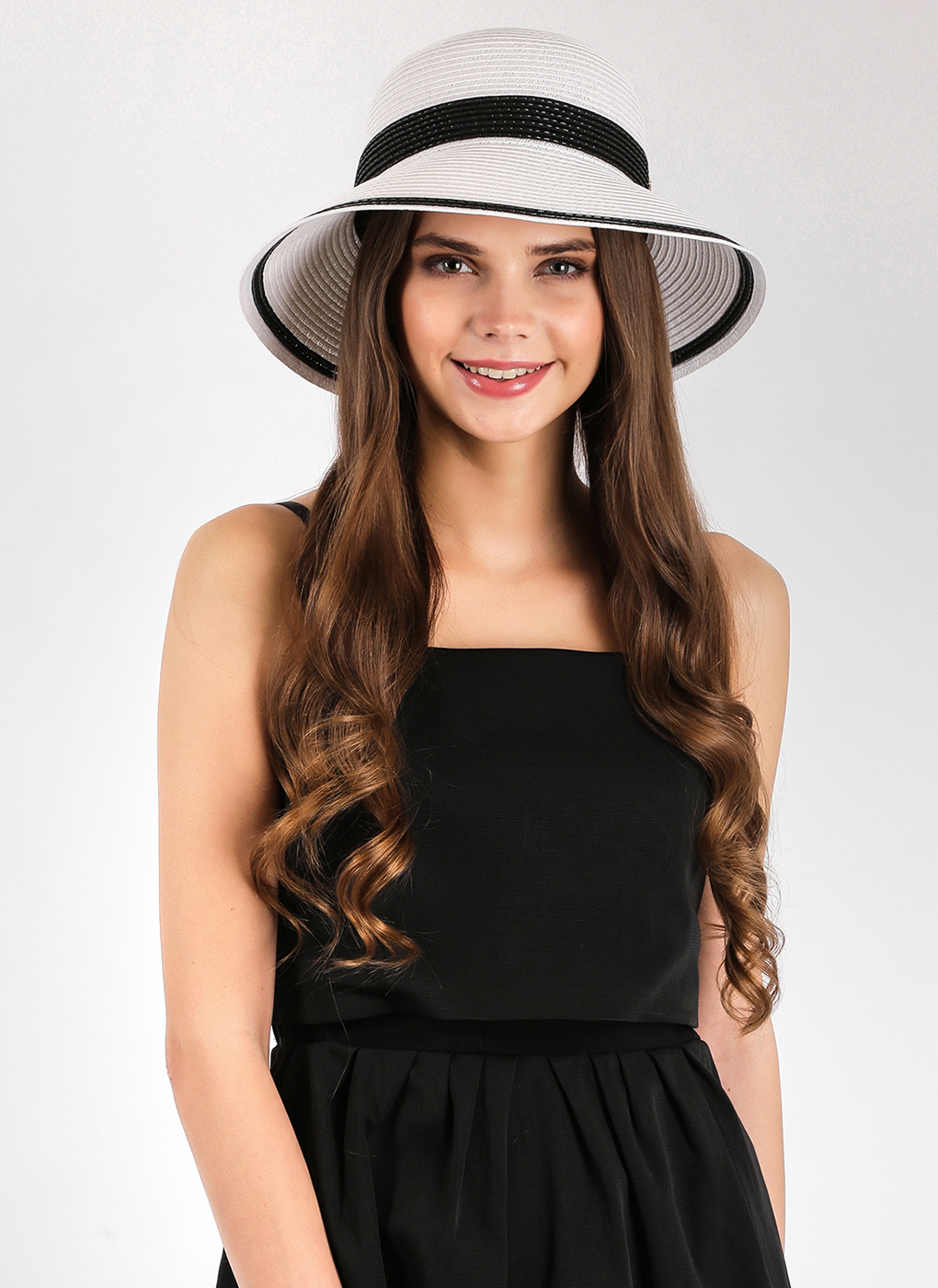 

Шляпа женская Каляев 53903 белая, One Size, 53903