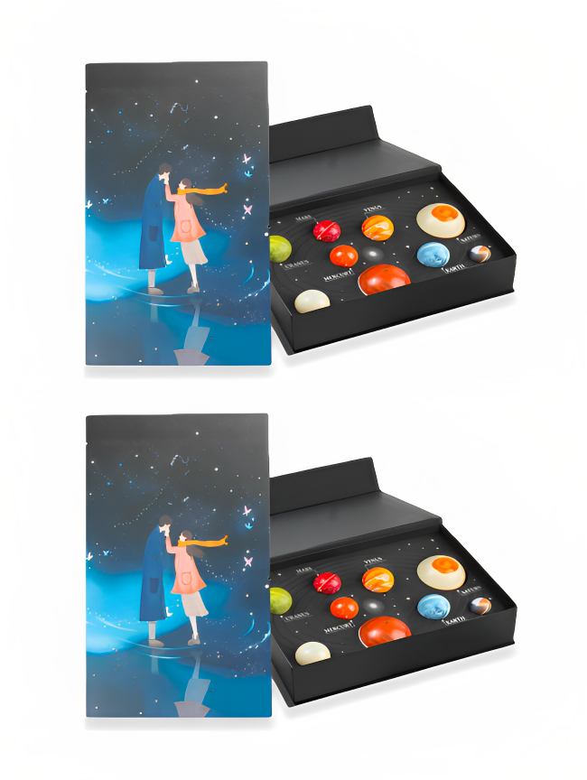 Два космических набора шоколадных конфет VioChoco Ты - моя вселенная! ассорти, 900 г