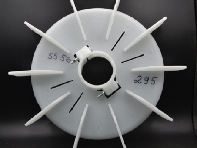 Крыльчатка охлаждения 55-56 мм вал, 295 мм внешний диаметр, фиксация на вал - хомут