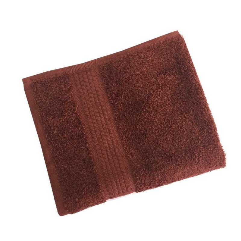 Коричневое полотенце. Полотенце махровое коричневый. Полотенце 70 на 140. Полотенце махровое шоколад.