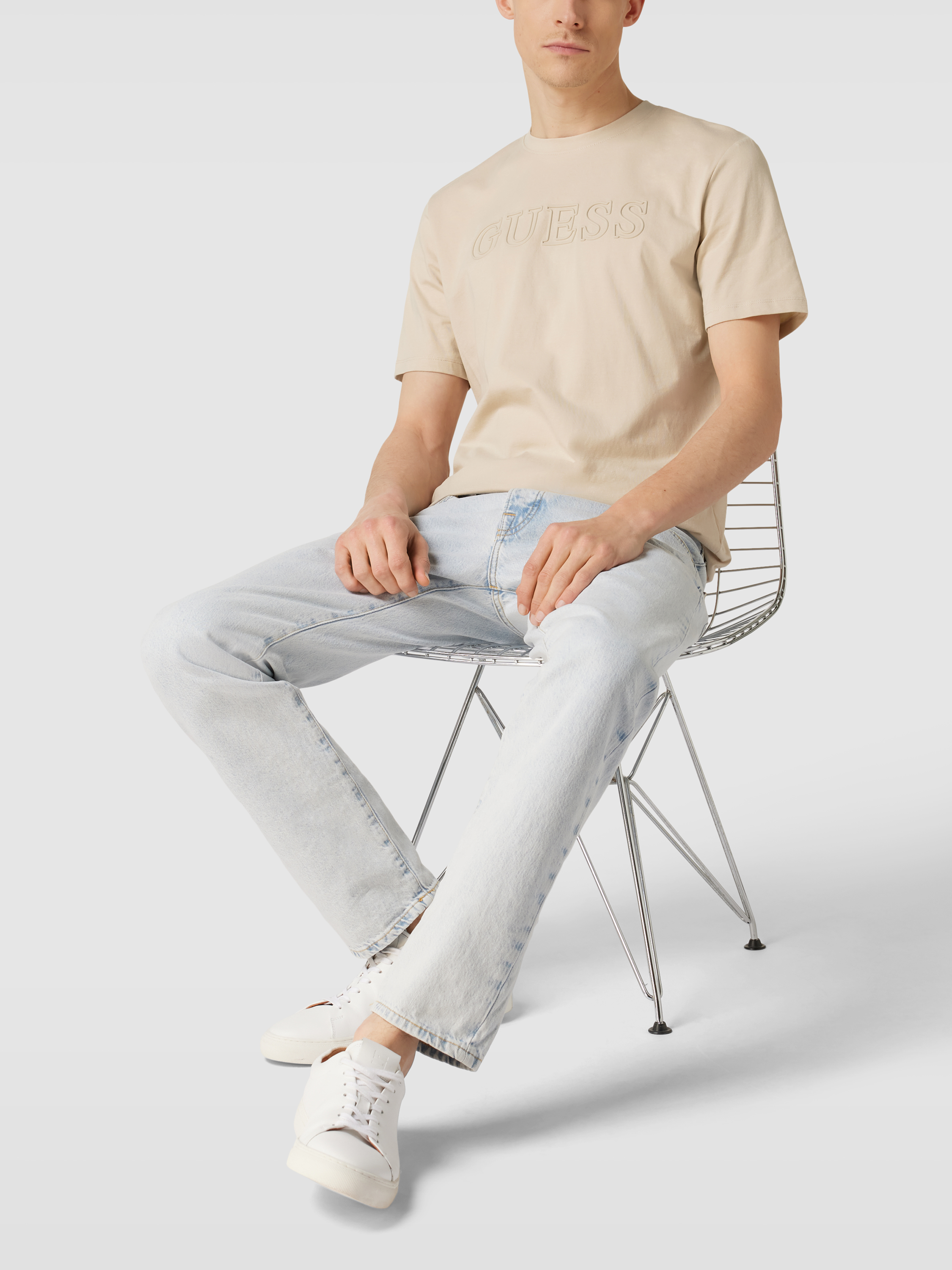 

Футболка мужская Guess 1729474 бежевая 2XL доставка из-за рубежа, Бежевый, 1729474