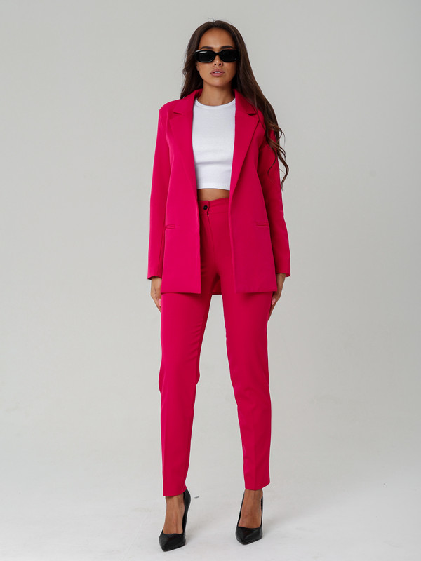 

Костюм женский DAZZLE STYLE Классика розовый 42 RU, Классика
