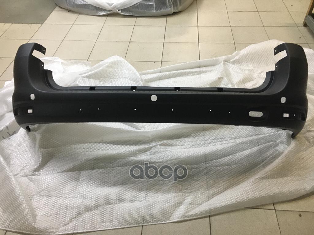 

Бампер зад с отверстиями под парктрон 8450009827 LADA