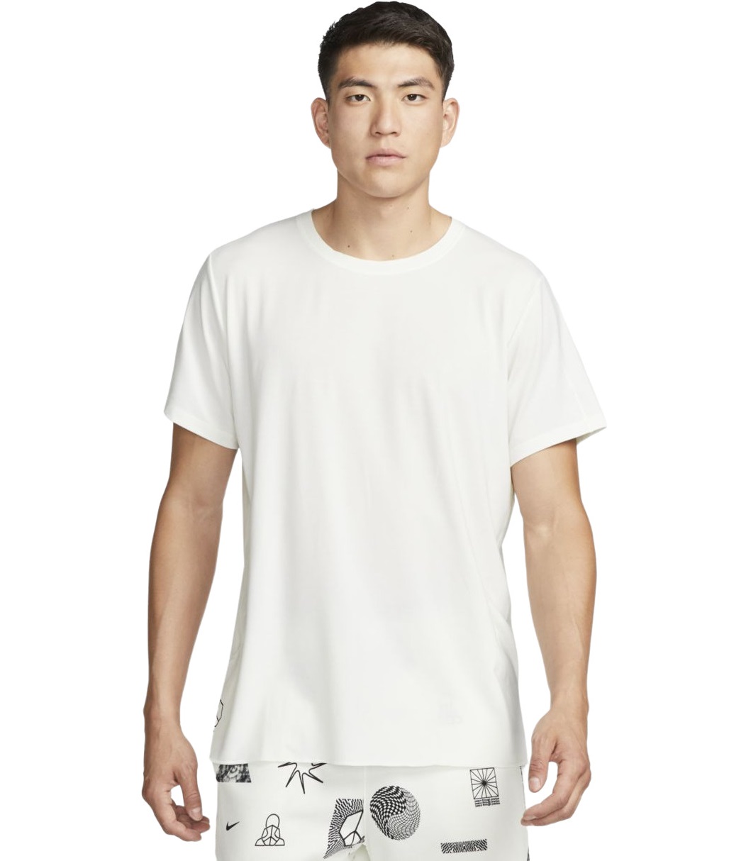 

Футболка мужская Nike DM8141-133 белая L, M Yoga Dri-Fit Short-Sleeve Top