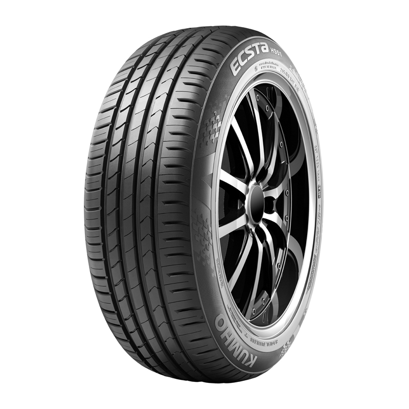 

Шины Kumho Solus HS51 205/45R17 88V нешипованная