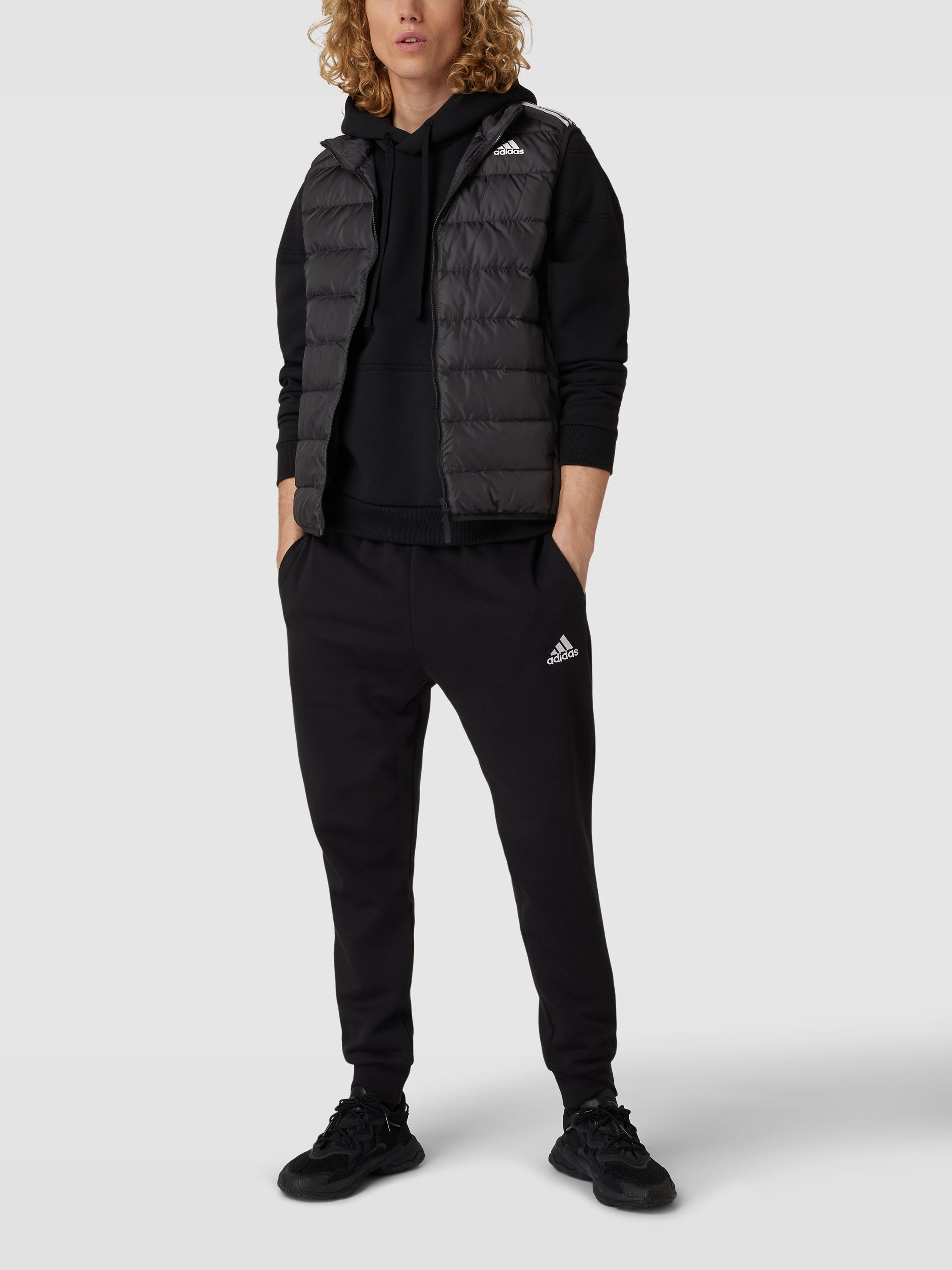 Утепленный жилет мужской adidas Sportswear 1728572 черный M (доставка из-за рубежа)