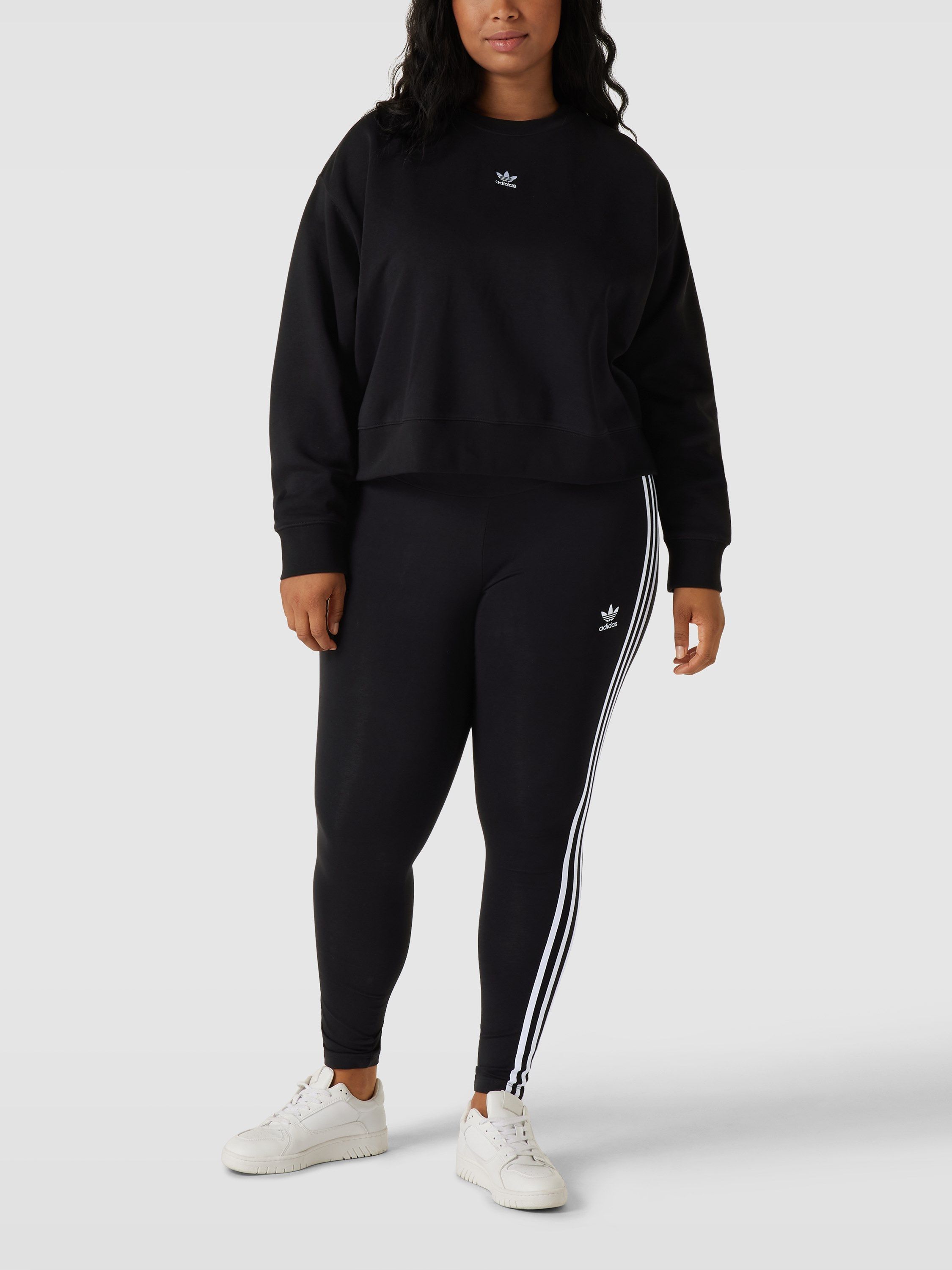Свитшот женский adidas Originals 1671660 черный 4XL (доставка из-за рубежа)