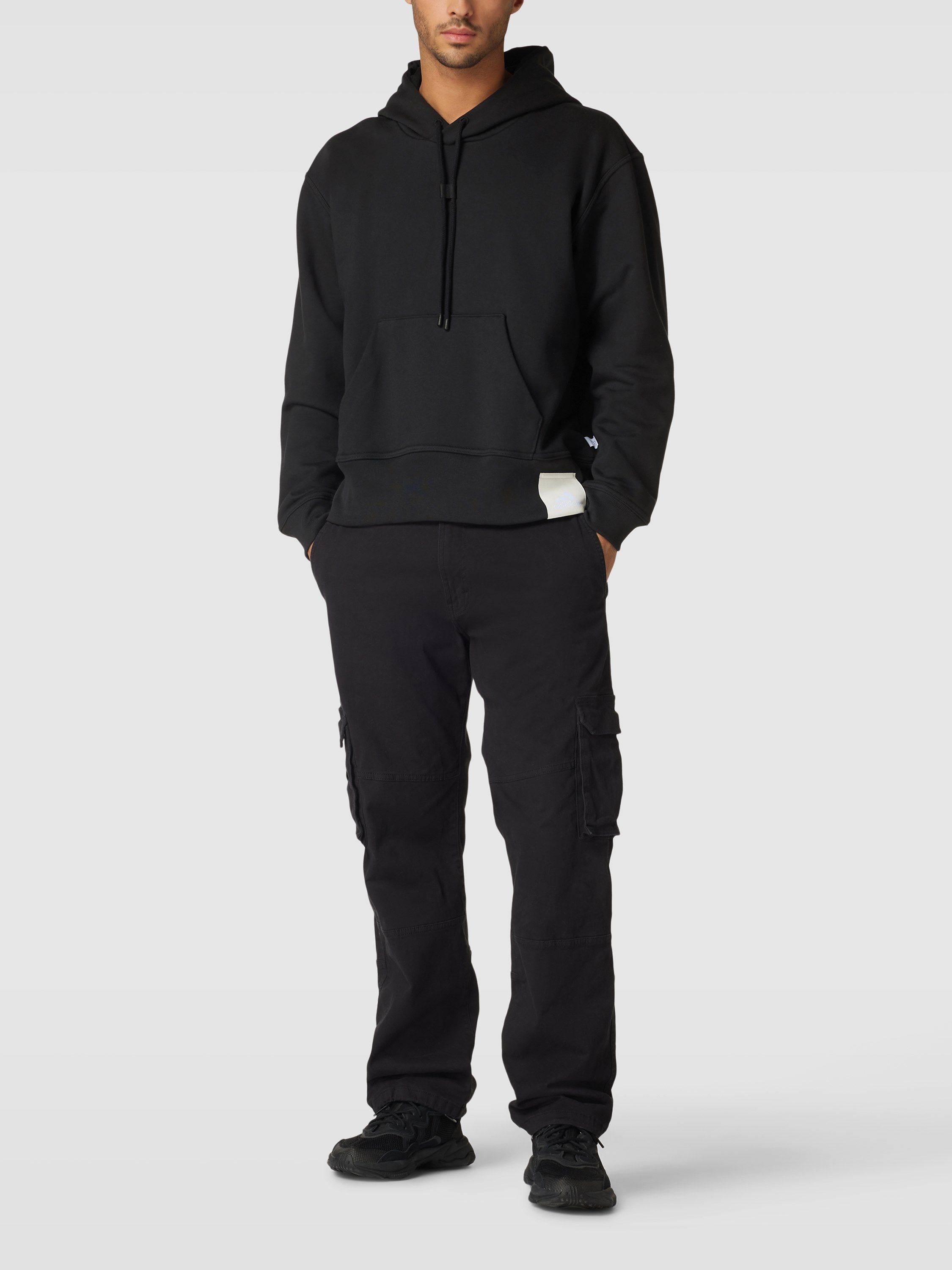 

Худи мужское Adidas Sportswear 1699780 черное L (доставка из-за рубежа), Черный, 1699780