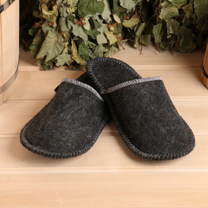 

Тапочки для бани серые женские (26 см внутр. стелька)