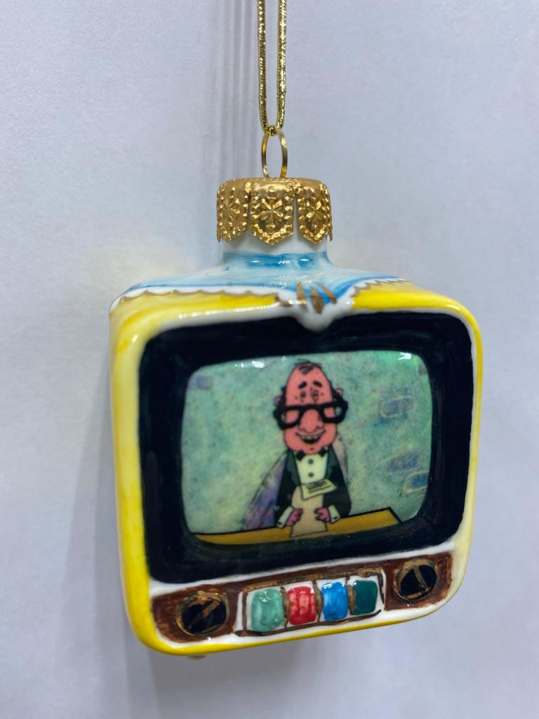 

Елочная игрушка Телевизор, , 1 шт, 102002438090, Разноцветный, Игрушка на елку Телевизор "223322", фарфор