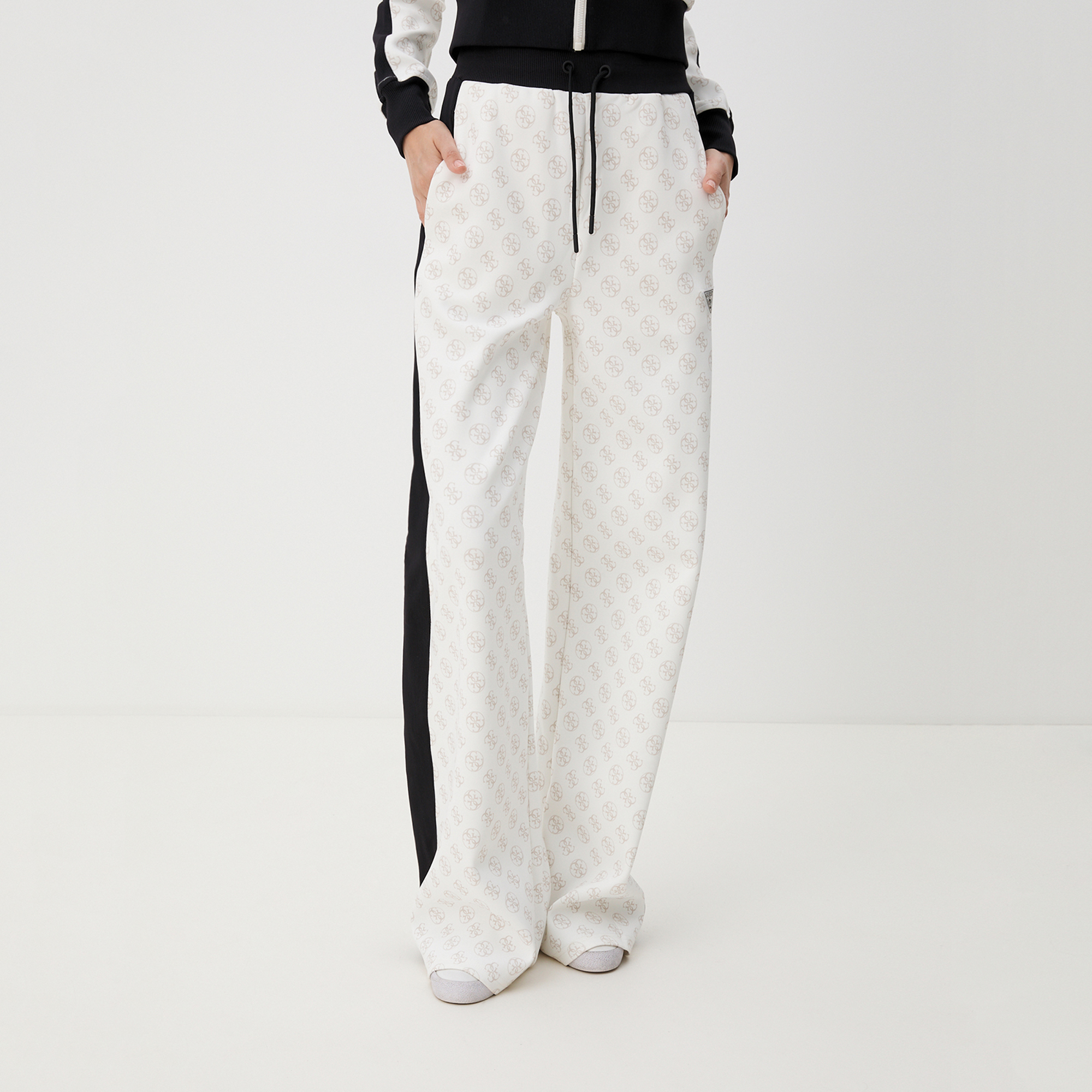 

Спортивные брюки женские Guess Elea V4YB03KB212 бежевые M, Бежевый, V4YB03KB212