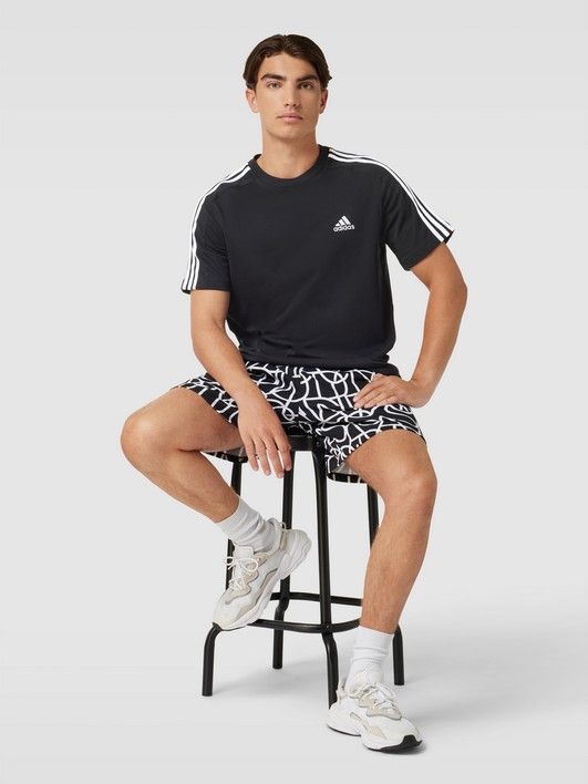 Футболка женская adidas Sportswear 1788188 черная M (доставка из-за рубежа)