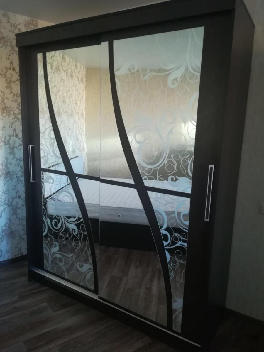 

Шкаф-купе 1,5 м "Волна"
