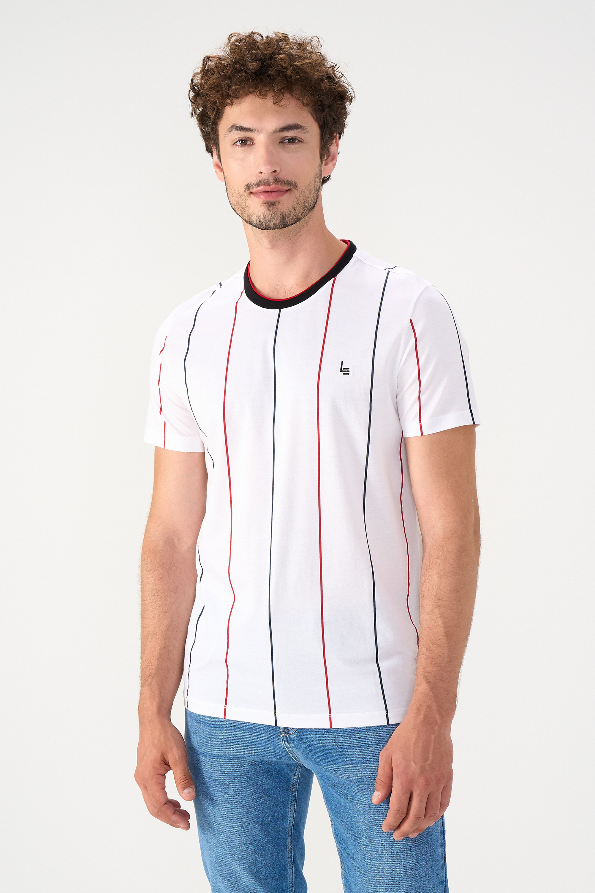 

Футболка мужская Cacharel G051SZ0110LE CEUTA белая XL, Белый, G051SZ0110LE CEUTA