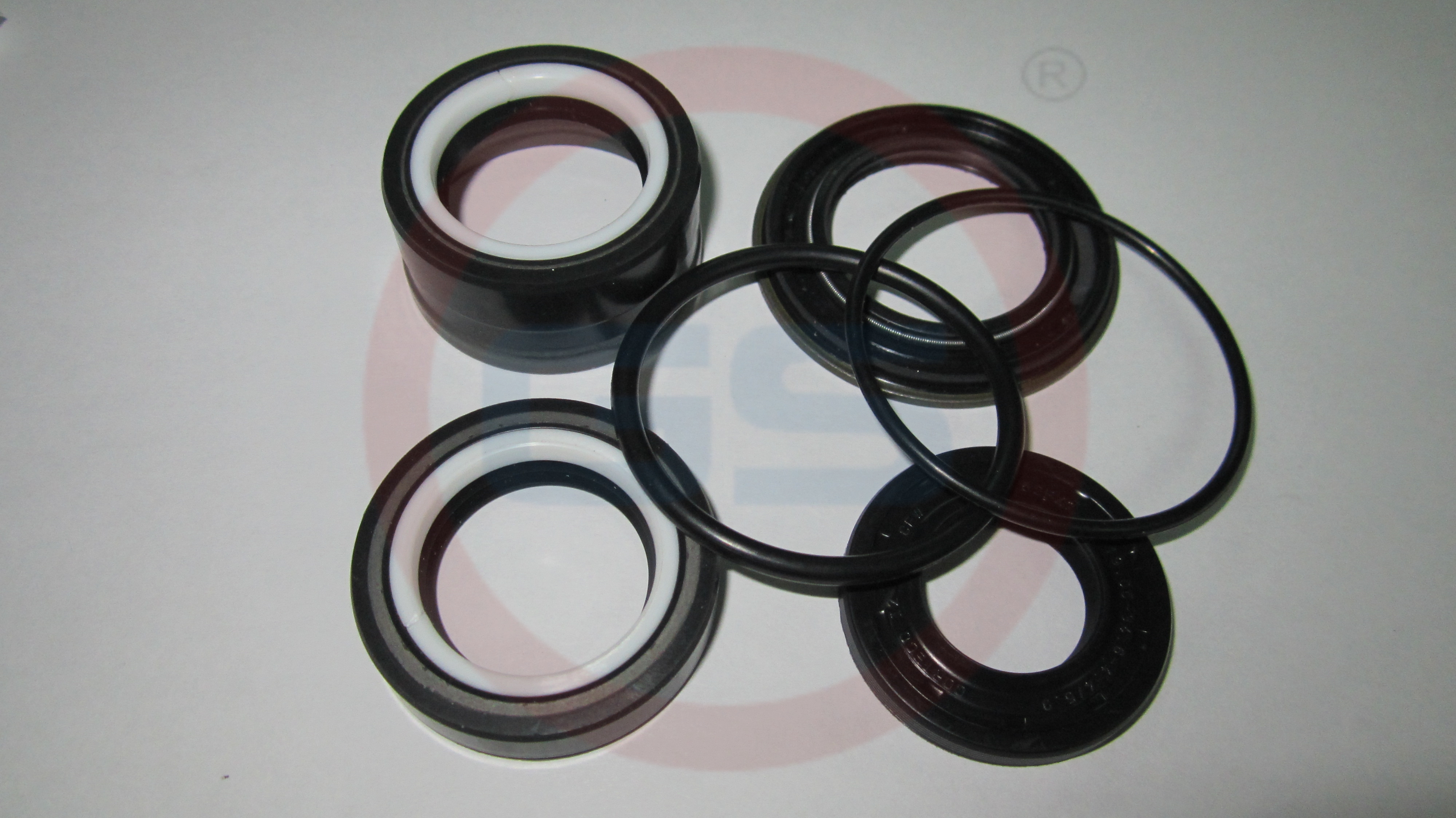 

Ремкомплект GS рулевой рейки Citroen C4 2004-2009 2KIT1641