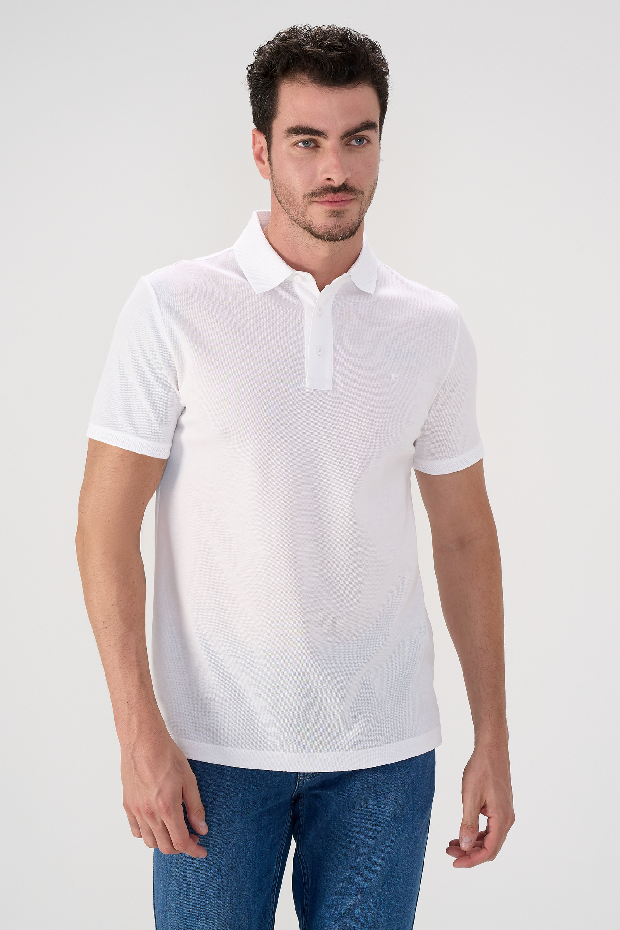 

Футболка мужская Cacharel G051SZ0110PINO белая 3XL, Белый, G051SZ0110PINO