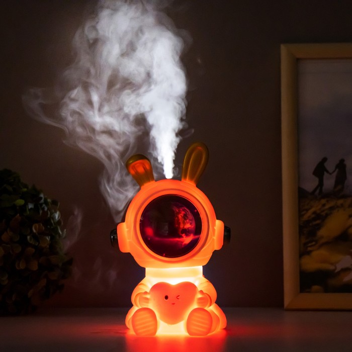 фото Ночник-увлажнитель зайчик космонавт led usb белый 12х12х18 см risalux