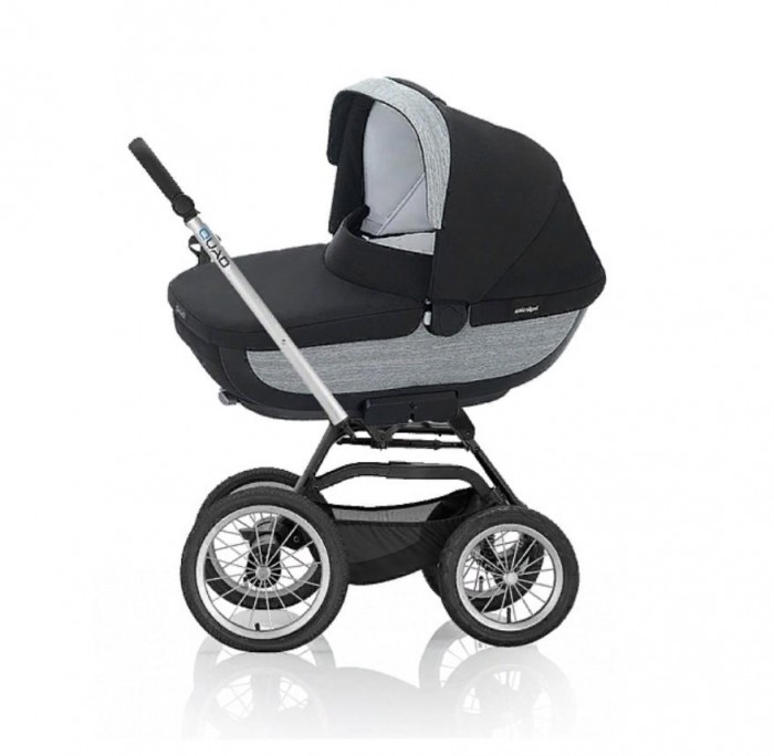 

Коляска Inglesina Quad на шасси Quad XT Black, KB60H3OBL