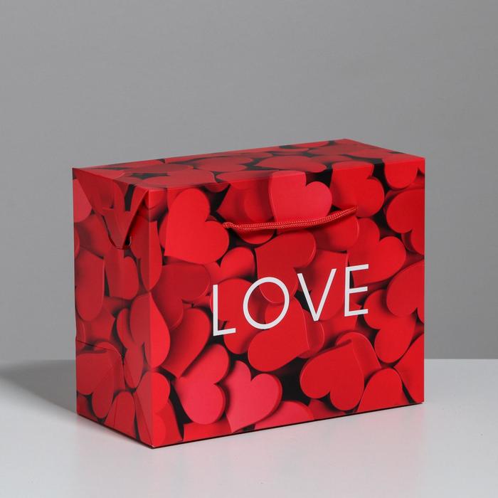 

Пакет—коробка «Love», 23 х 18 х 11 см, Красный, Подарочная упаковка 14 февраля