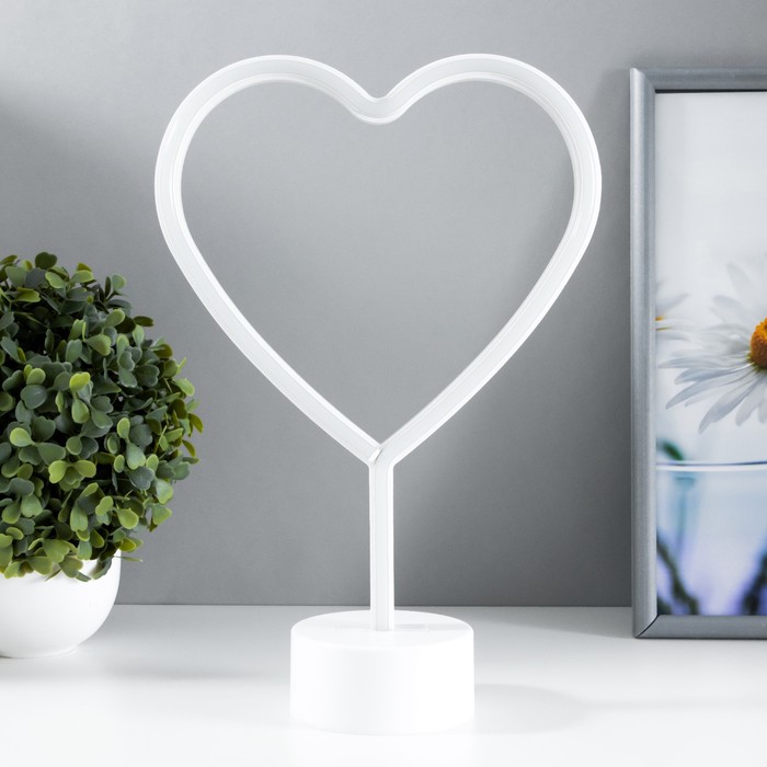 

Ночник "Сердце" LED от батареек 3АА (не в комплекте) 8,5х20х29,5 см