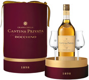 

Подарочный набор Граппа Bocchino Cantina Privata 12 anni + 2 бокалами 45% 0,7 л