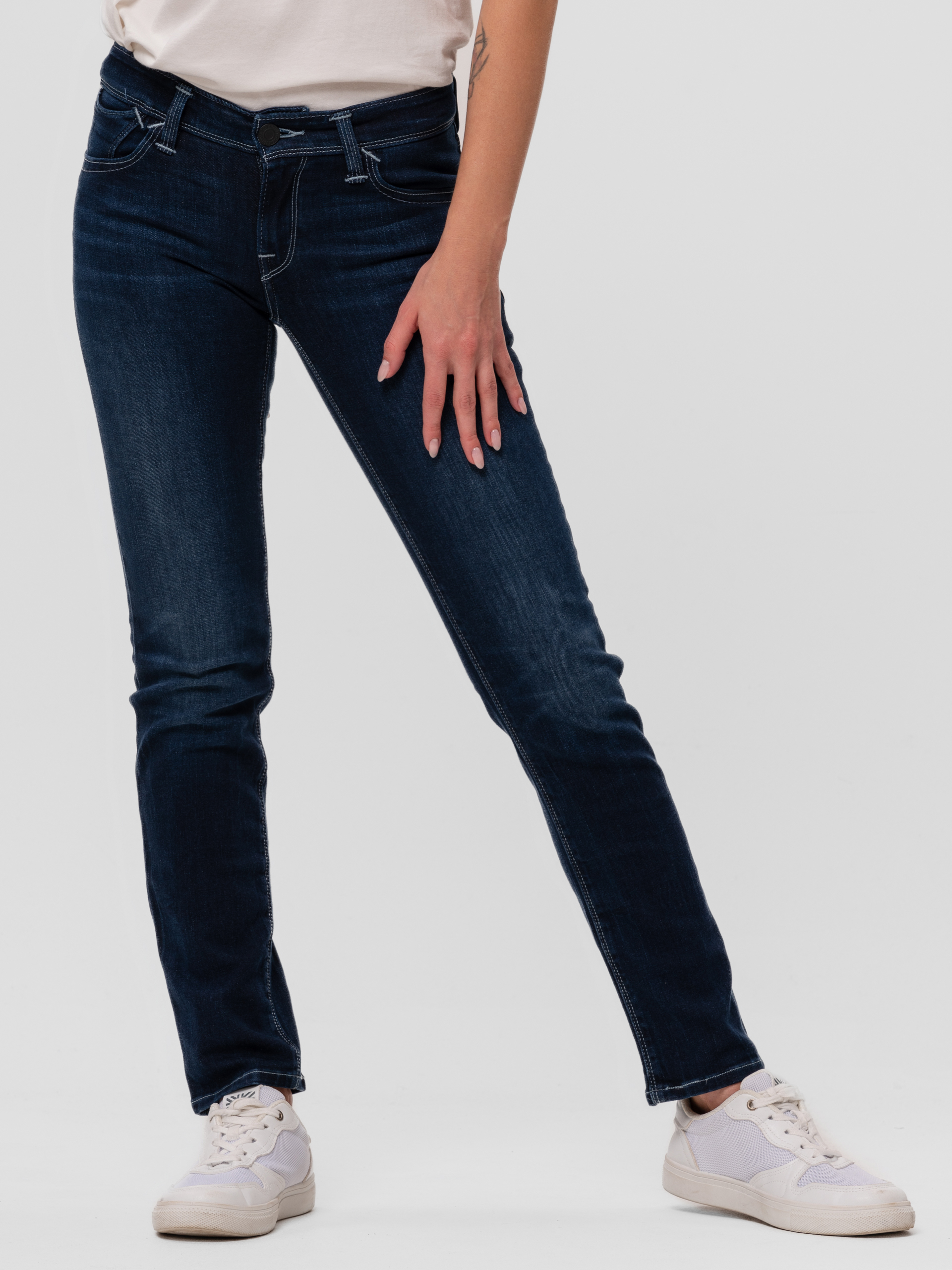 

Джинсы женские Levi's 19568I-0007 синие 25/30, Синий, 19568I-0007