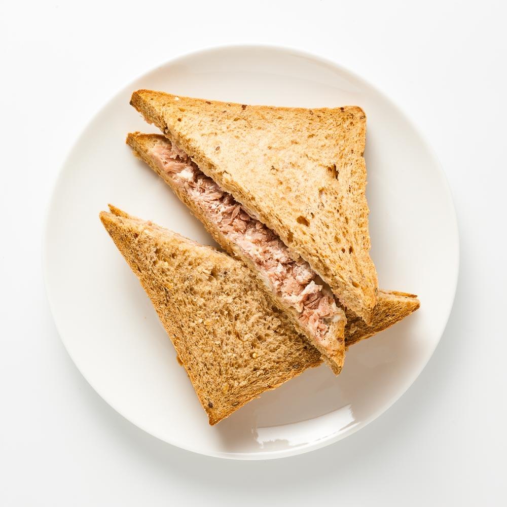 Сэндвич York Fresh с тунцом, на зерновом хлебе, 150 г