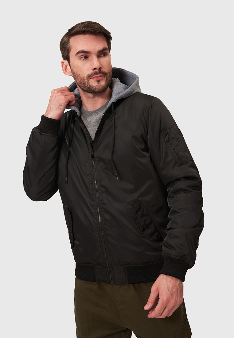 

Бомбер мужской Modis M212M00186G768 черный 50 RU, M212M00186