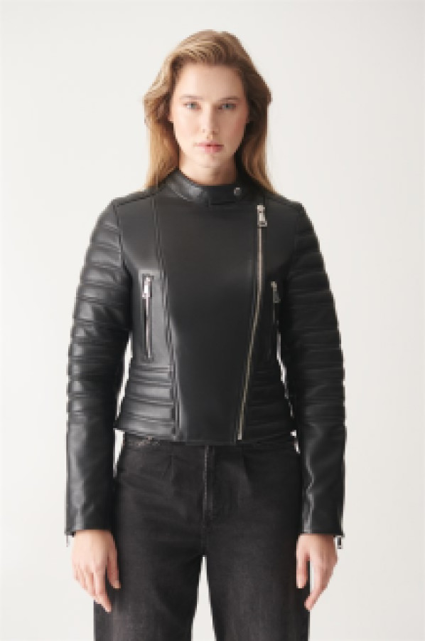 

Кожаная куртка женская Black Noble 331 черная M (доставка из-за рубежа), Черный, 331