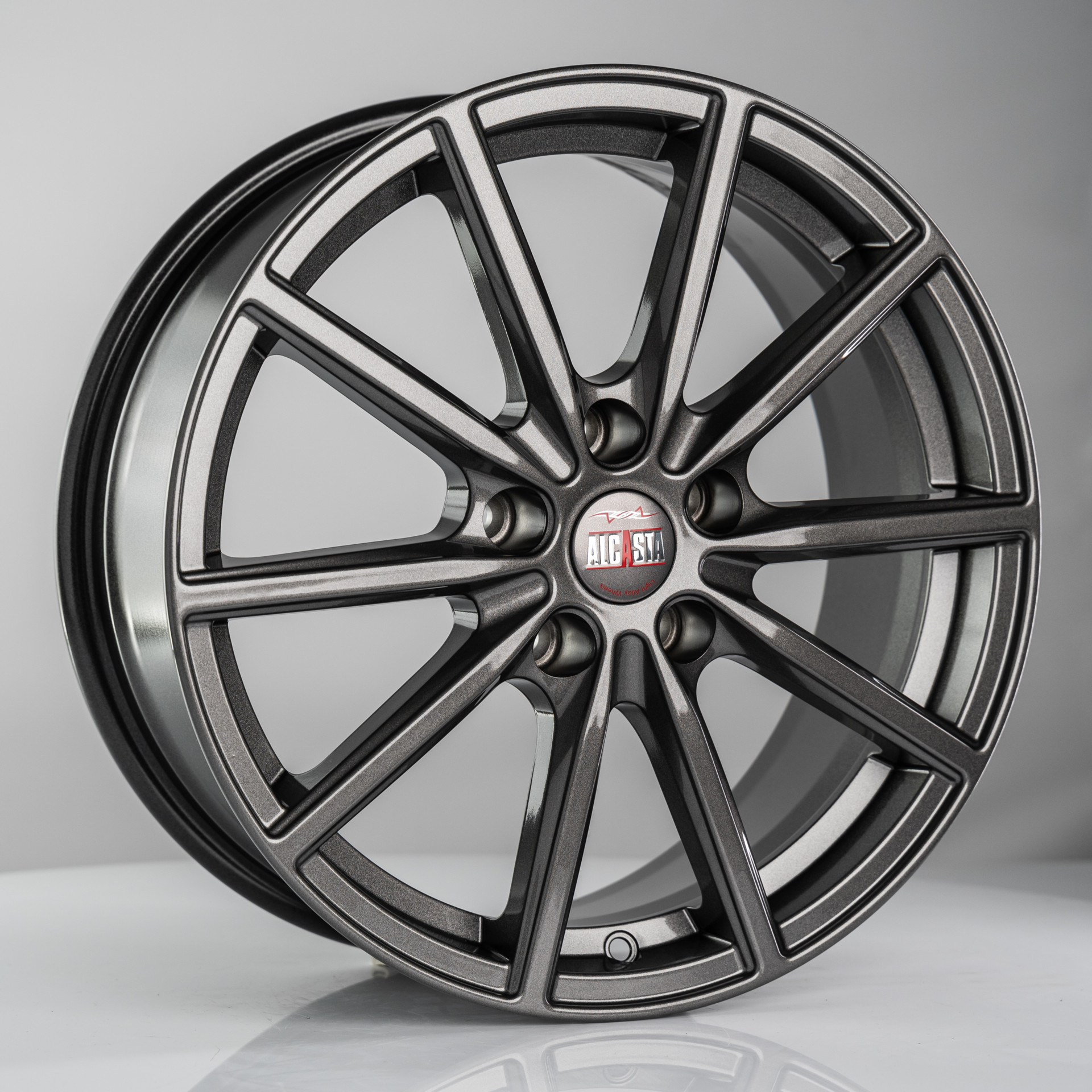 

Колесный диск Alcasta M61 7x17 5x108 ET 40 Dia 54,1 (graphite), Графит