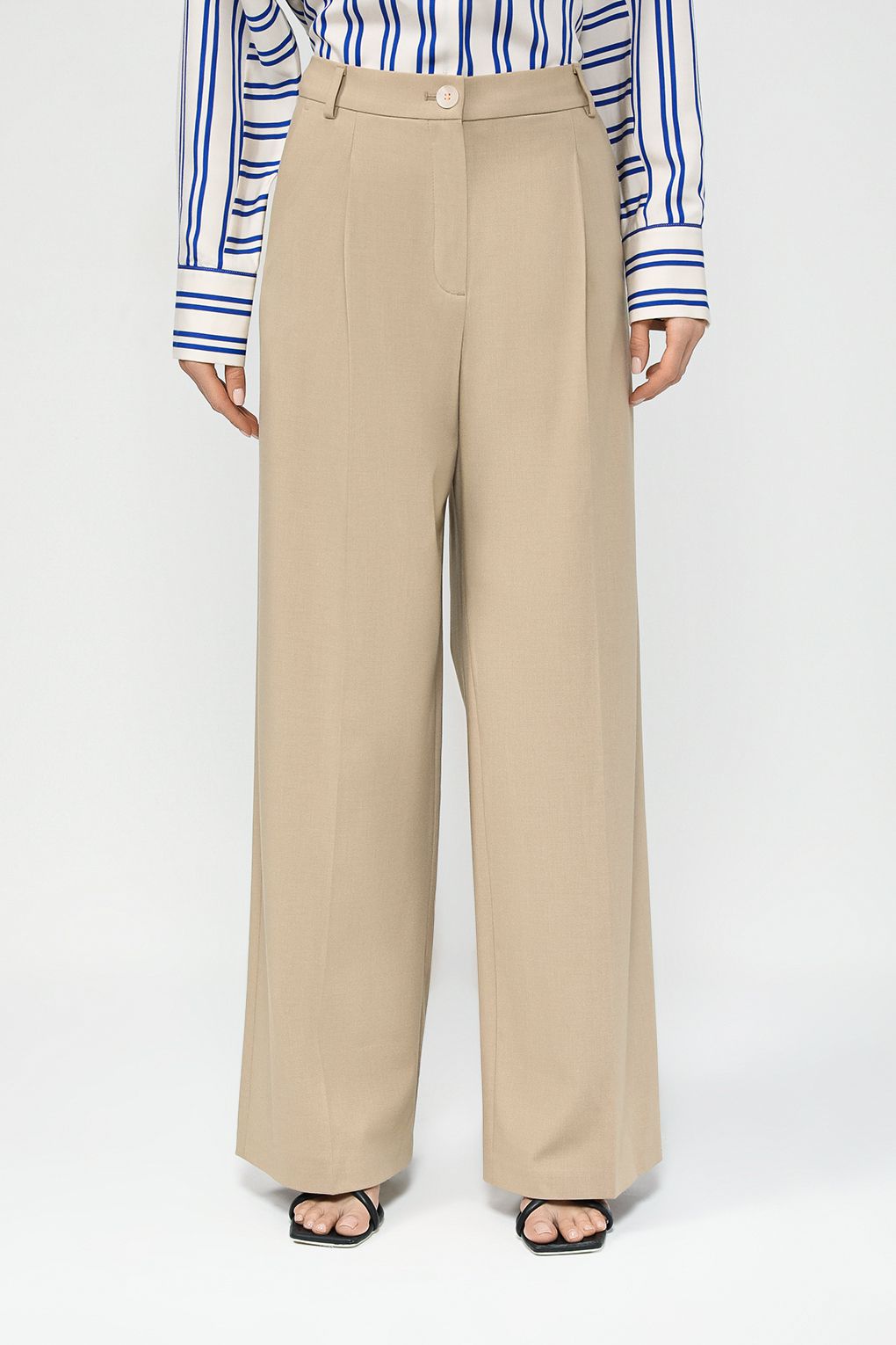 

Брюки женские Gerry Weber 320001-31329 бежевые 40, Бежевый, 320001-31329