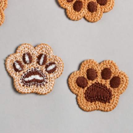 Декор для творчества текстиль вышивка "Лапка" 4,3х5   ...