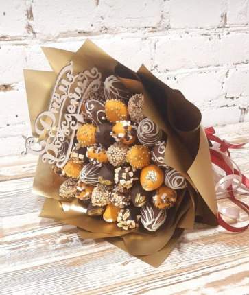 Сладкие букеты из клубники - купить в Москве - Мегамаркет