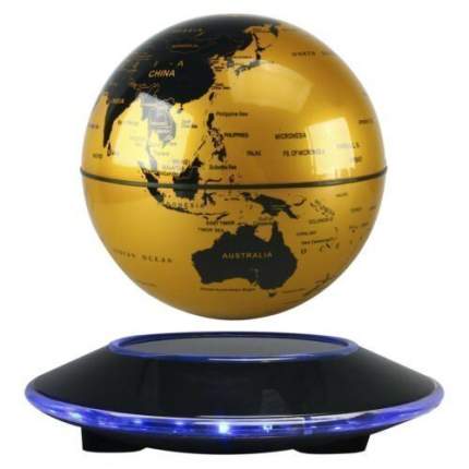 Левитирующий глобус привлекает внимание расцветкой в сочетании золотого и черного цветов. Сфера глобуса диаметром 15 см.  ...