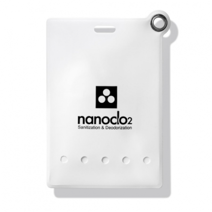Блокатор вирусов NANOCLO2 для индивидуальной защиты 2 месяца карта с чехлом белый 1 шт.