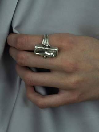 Кольцо женское регулируемое со вставкой из граненного бижутерного стекла. Изготовлено из гипоаллергенного бижутерного сплава с покрытием  ...