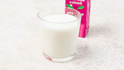 Молочный коктейль детский ВкусВилл с вишней с 12 месяцев 2,5% БЗМЖ 205 мл