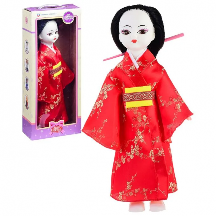Японка в нарядном кимоно