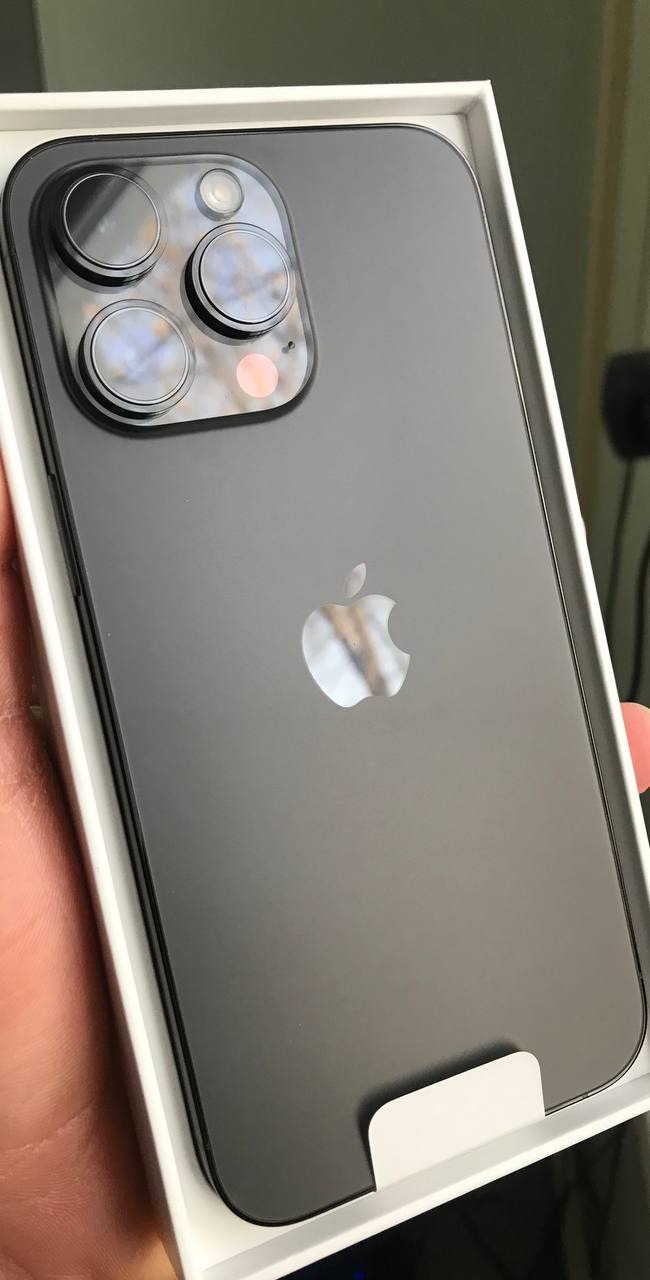 Смартфон Apple iPhone 14 Pro Max 1024Gb Space Black - отзывы покупателей на  маркетплейсе Мегамаркет | Артикул: 100039500637