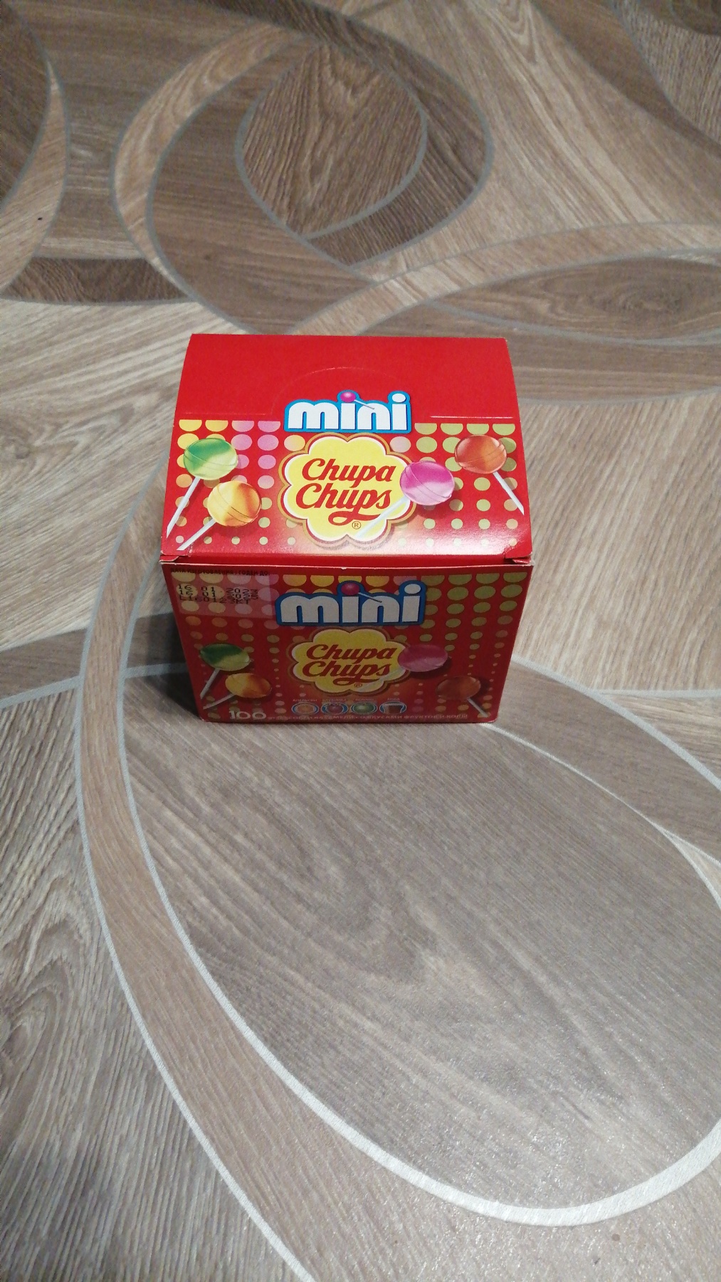 Карамель Chupa Chups mini ассорти 6 г 100 шт - отзывы покупателей на  маркетплейсе Мегамаркет | Артикул: 600001592999