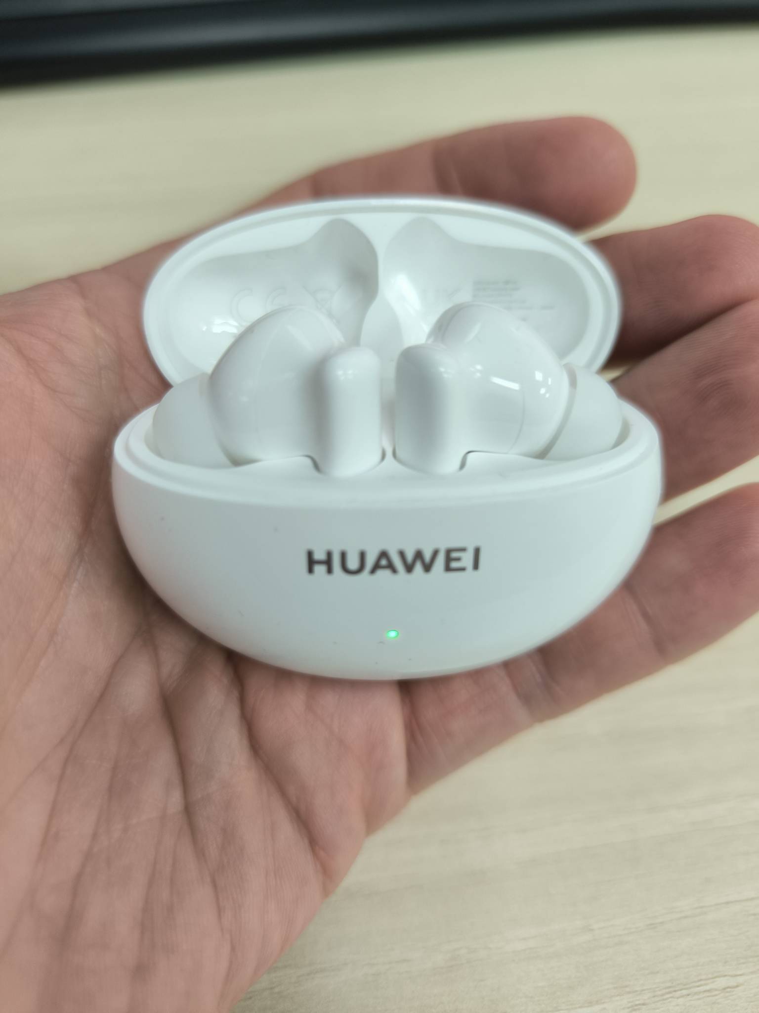 Беспроводные наушники HUAWEI Freebuds 5i Ceramic White - отзывы покупателей  на маркетплейсе Мегамаркет | Артикул: 100047803851